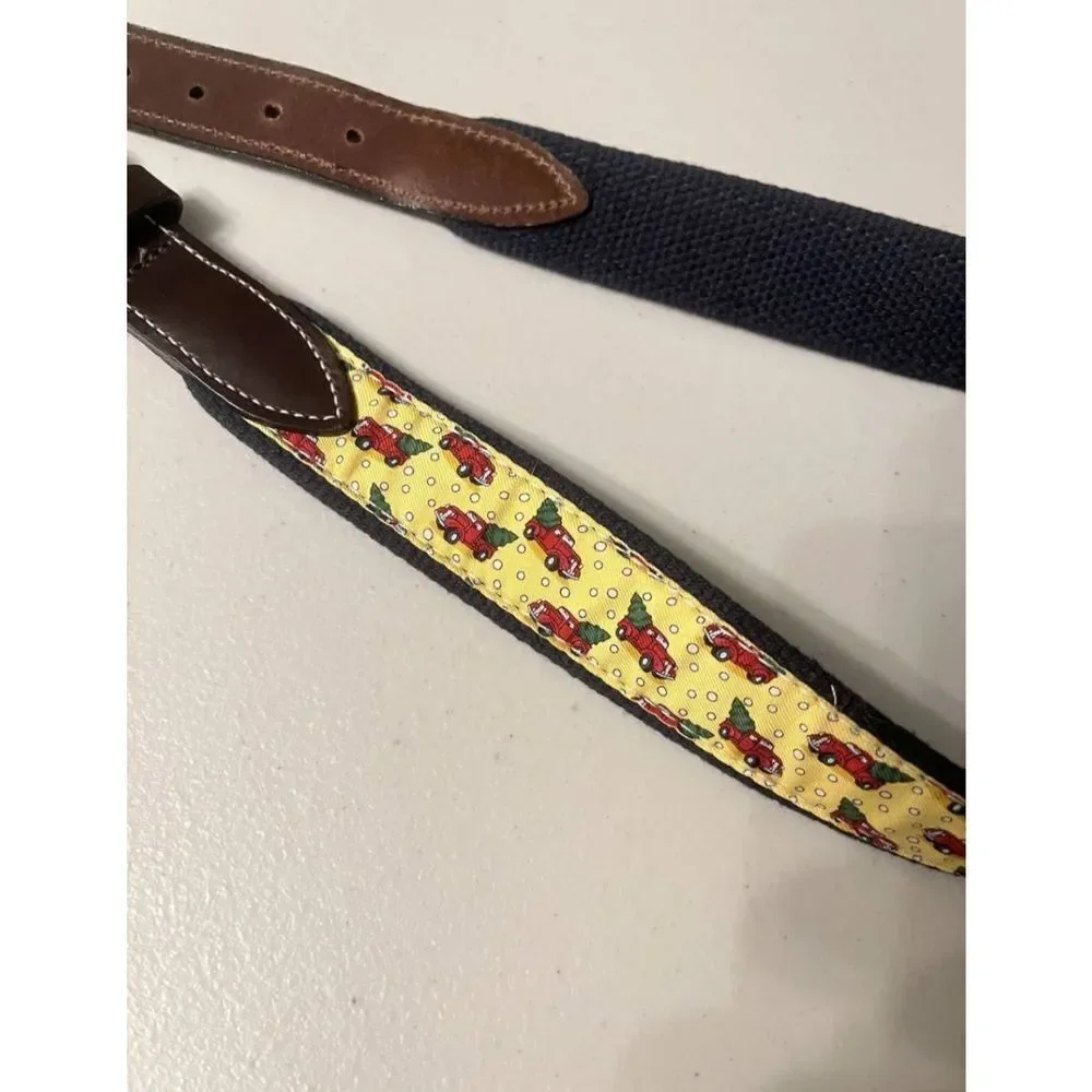 Vineyard Vines Truck Christmas Tree Holiday Youth Unisex Belt 28W Unisex EUC